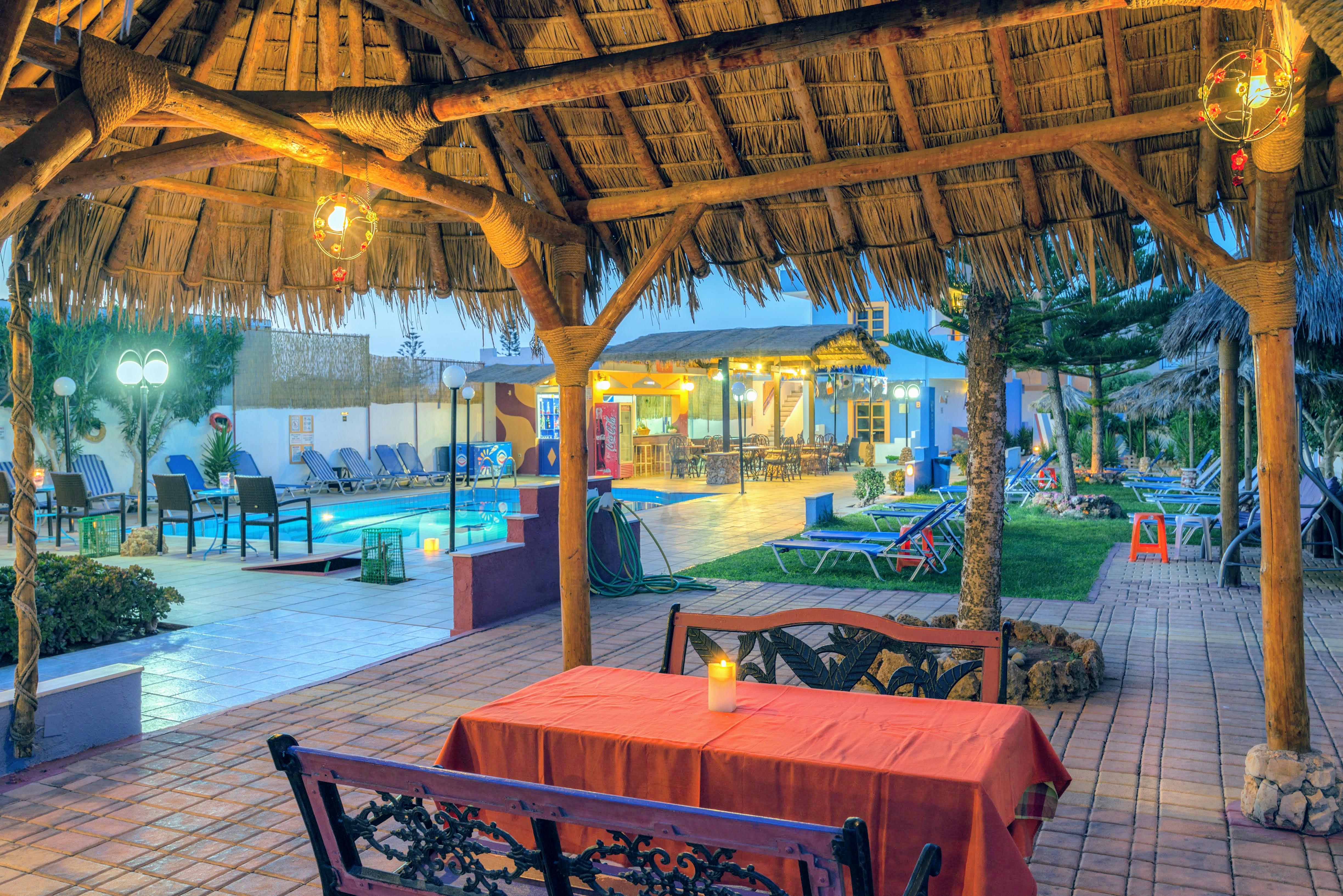 Eltina Apartments Малиа Экстерьер фото